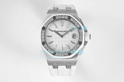 Swiss Replica Audemars Piguet Royal Oak Offshore Quartz 67540SK Watch White Dial Rubber Strap 37MM